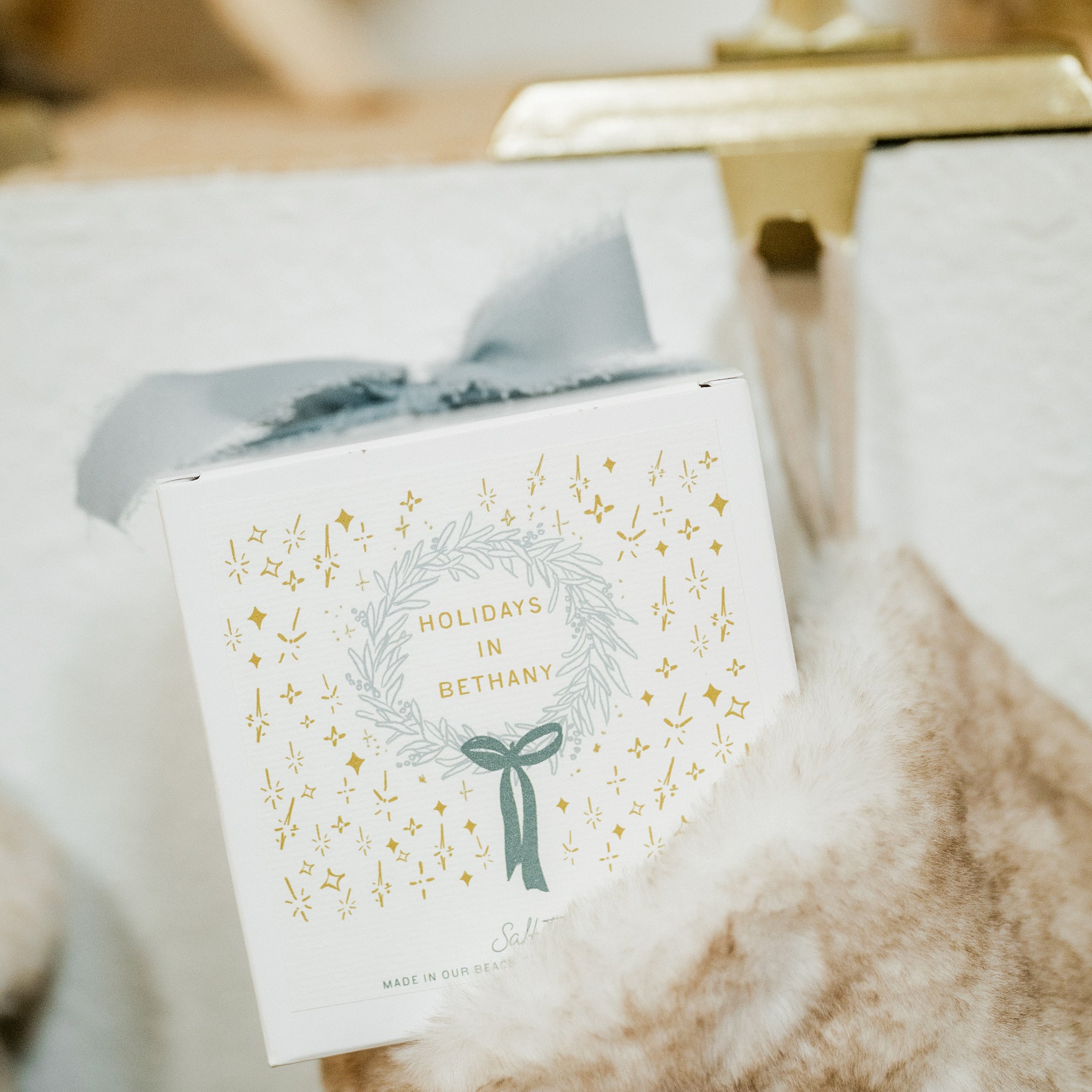 Holidays In 11 oz Candle